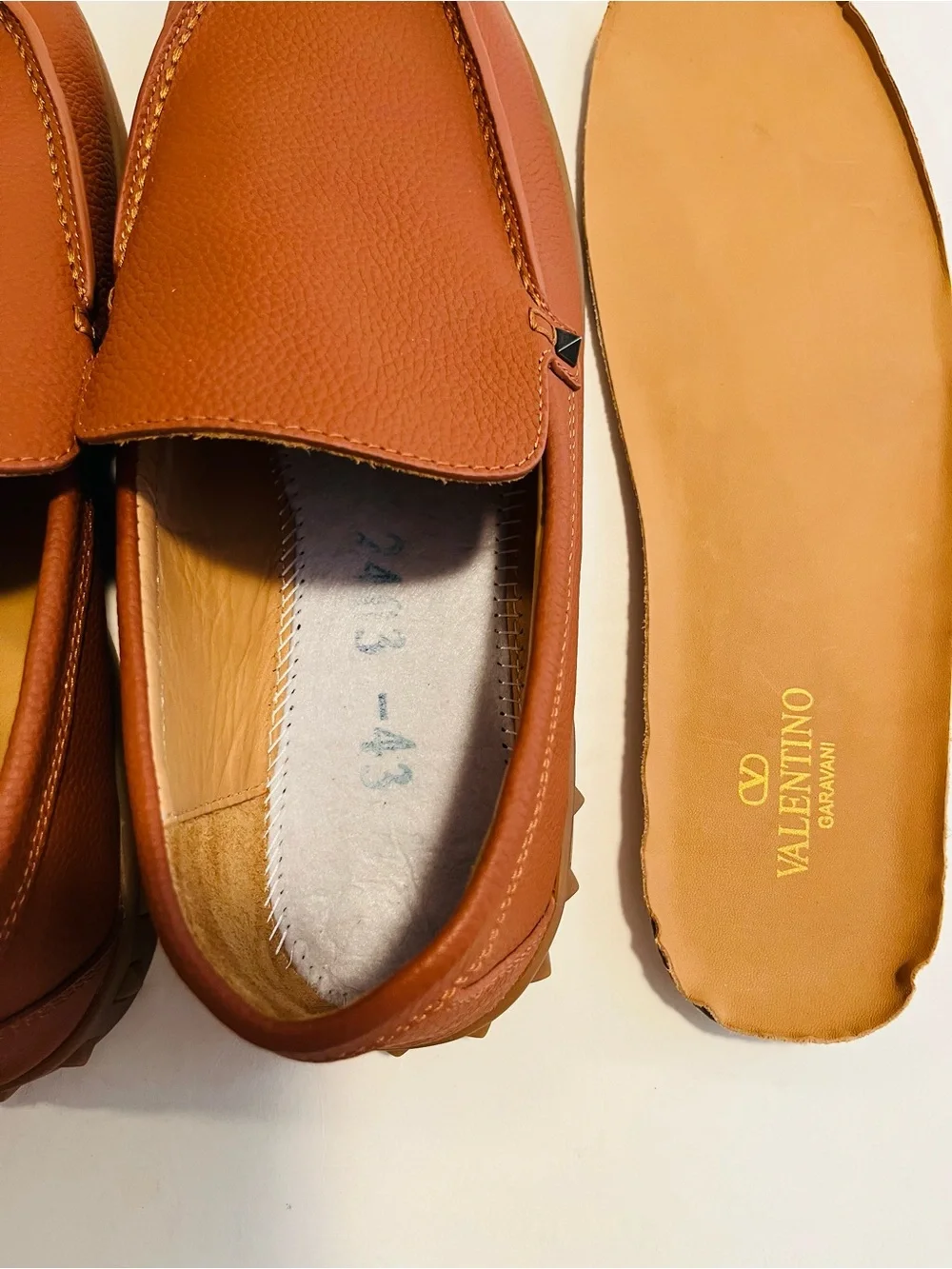 Valentino Garavani Men’s Rockstud Brown Leather Slip On Loafers Size 43